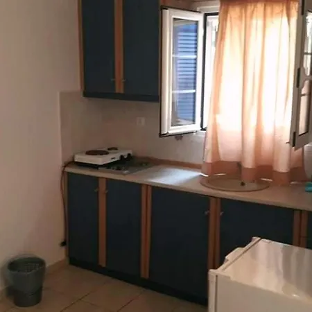 Theofilos Appartements Livadi  Zimmer foto