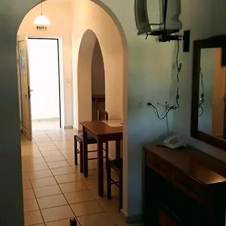 Theofilos Appartements Livadi  Zimmer foto