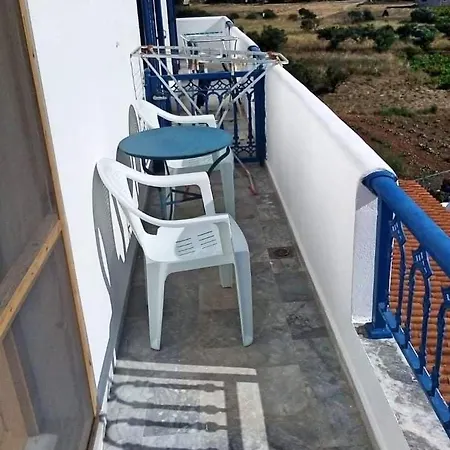 Theofilos Appartements Livadi  Zimmer foto