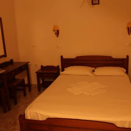 Theofilos Appartements Livadi  Zimmer foto