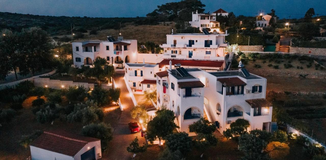 Apartament Theofilos *